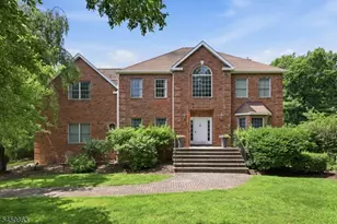 20 Crestview Ln, Sparta Township, NJ 07871 - Photo 2