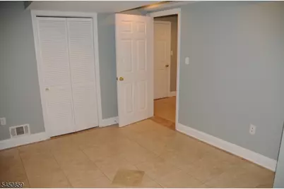 171 Autumn Ridge Rd, Parsippany, NJ 07950 - Photo 36