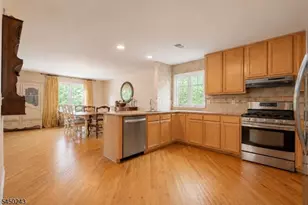 812 Columbus Ave, Westfield, NJ 07090 - Photo 10