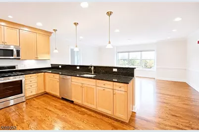 25 Ridgedale Ave Unit #19, Madison, NJ 07940 - Photo 2