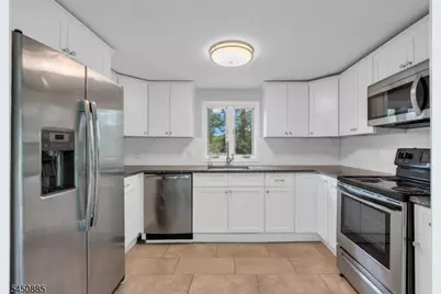 96 Mount View St, Newton, NJ 07860 - Photo 4