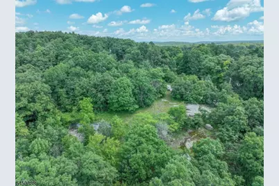 11 Hidden Valley Dr, Vernon Twp., NJ 07462 - Photo 2