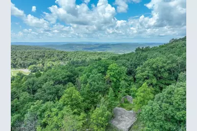 11 Hidden Valley Dr, Highland Lakes, NJ 07462 - Photo 1