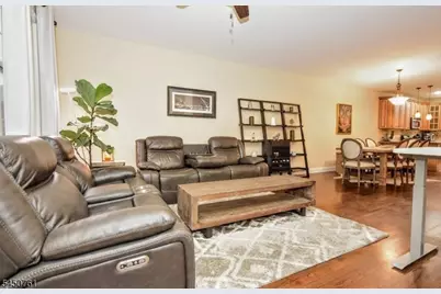 36 Michael Ln, Wallington, NJ 07057 - Photo 6