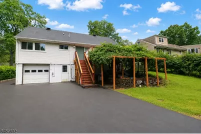 19 Aspen Rd, West Orange Township, NJ 07052 - Photo 16