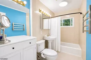 19 Aspen Rd, West Orange Township, NJ 07052 - Photo 8