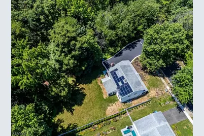 300 E Chestnut Ave, Metuchen, NJ 08840 - Photo 8