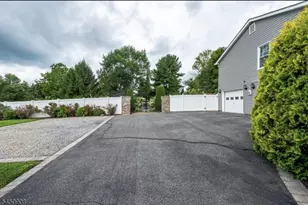 146 Changewater Rd, Washington Township, NJ 07882 - Photo 32