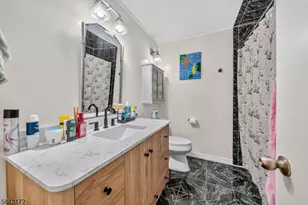 121 Country Club-, Union Township, NJ 07083 - Photo 24