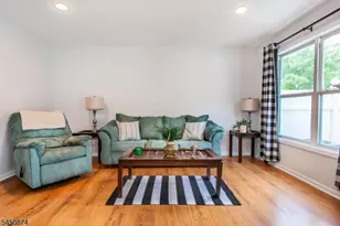 16 Cotton Ct, Hardyston Township, NJ 07419 - Photo 4