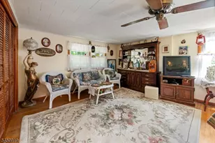 18 Seton Ln, Clifton, NJ 07013 - Photo 12