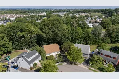 18 Seton Ln, Clifton, NJ 07013 - Photo 2