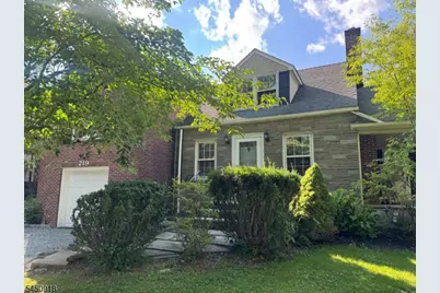 219 Ashland Rd, Summit, NJ 07901 - Photo 2