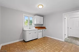 968 Liberty Ave, Union Township, NJ 07083 - Photo 16