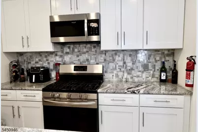 31 Willow Wood Sq #31, East Rutherford, NJ 07073 - Photo 2