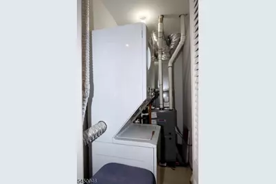31 Willow Wood Sq #31, East Rutherford, NJ 07073 - Photo 16