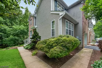 110 Jackson Ave, Montgomery Township, NJ 08540 - Photo 4