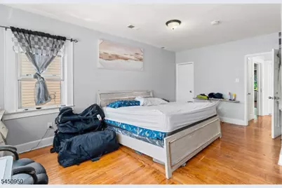 81 Schley St, Newark, NJ 07112 - Photo 14