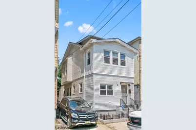 81 Schley St, Newark, NJ 07112 - Photo 2