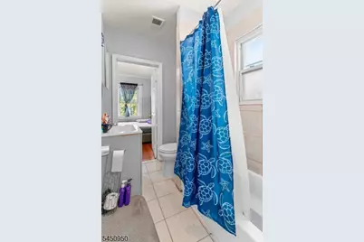 81 Schley St, Newark, NJ 07112 - Photo 12