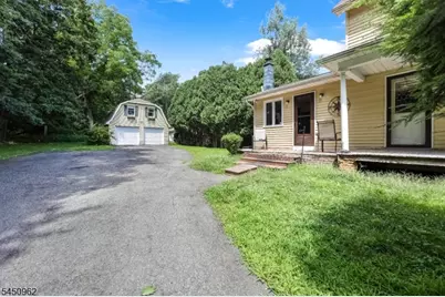 39 Clinton Rd, West Milford, NJ 07435 - Photo 2