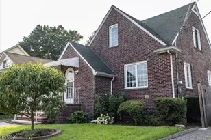 127 Hussa St, Linden, NJ 07036 - Photo 4