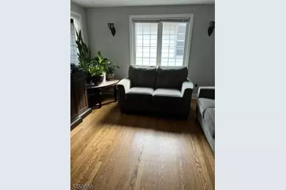 127 Hussa St, Linden, NJ 07036 - Photo 4
