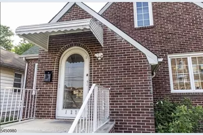 127 Hussa St, Linden, NJ 07036 - Photo 2