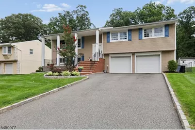 27 Colonial Woods Drive, West Orange Township, NJ 07052 - Photo 2