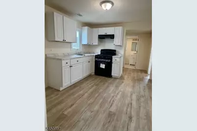 322 New St, Newark, NJ 07103 - Photo 4