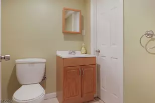 164 W Grant Ave, Roselle Park, NJ 07204 - Photo 24