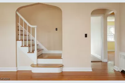 164 W Grant Ave, Roselle Park, NJ 07204 - Photo 12