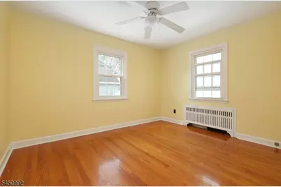 164 W Grant Ave, Roselle Park, NJ 07204 - Photo 20