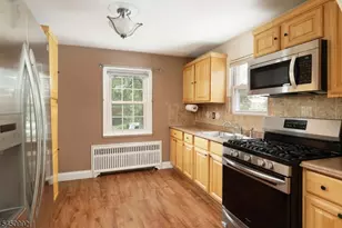 164 W Grant Ave, Roselle Park, NJ 07204 - Photo 14