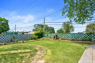 54 Sycamore Dr, Belleville, NJ 07109 - Photo 16