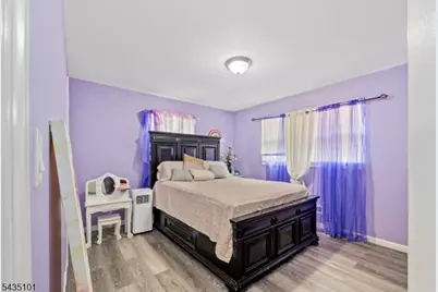 54 Sycamore Dr, Belleville, NJ 07109 - Photo 6