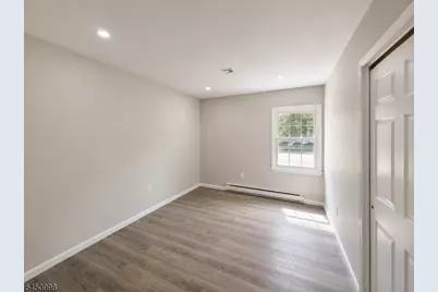 140A Plymouth Ln, Monroe Township, NJ 08831 - Photo 16