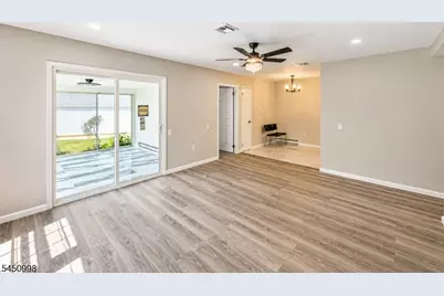 140A Plymouth Ln, Monroe Township, NJ 08831 - Photo 6