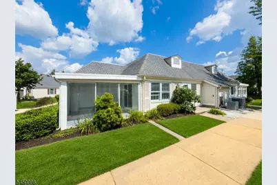 140A Plymouth Ln, Monroe Township, NJ 08831 - Photo 2