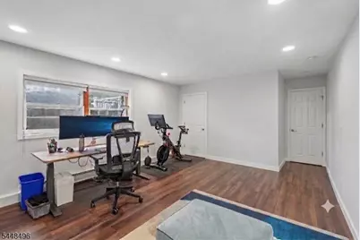 31 Surrey Dr, Wayne, NJ 07470 - Photo 26