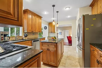 5 Pletcher Pl, Morris Township, NJ 07960 - Photo 4