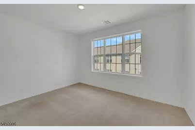 644 Lorhan Dr #644, Piscataway Township, NJ 08854 - Photo 22