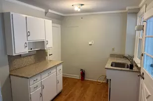 35 N Hillside Ave, Roxbury Township, NJ 07876 - Photo 2