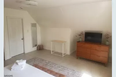 187 Milford Ave #3, Newark, NJ 07108 - Photo 1
