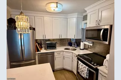 114 Brandywyne Dr, Florham Park, NJ 07932 - Photo 4