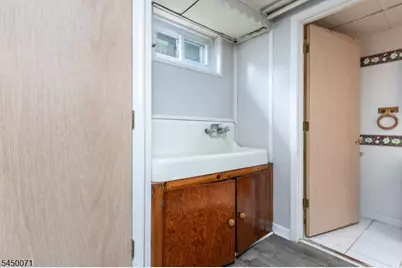 540 E Main St, Bridgewater, NJ 08807 - Photo 26
