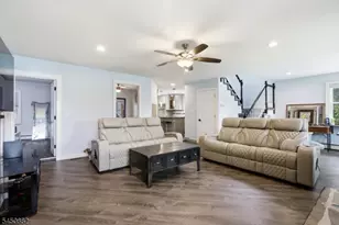 14 Alpine Dr, Jefferson Township, NJ 07849 - Photo 4