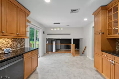 260 Saint Cloud Ave, West Orange Township, NJ 07052 - Photo 10