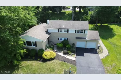 260 Saint Cloud Ave, West Orange Township, NJ 07052 - Photo 1