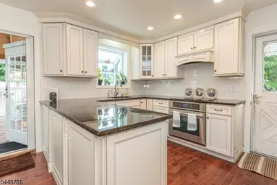 24 Filippone Way, Woodland Park, NJ 07424 - Photo 6